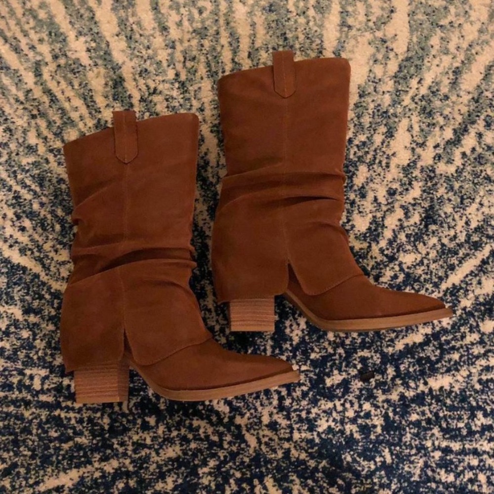 MIA foldover boots